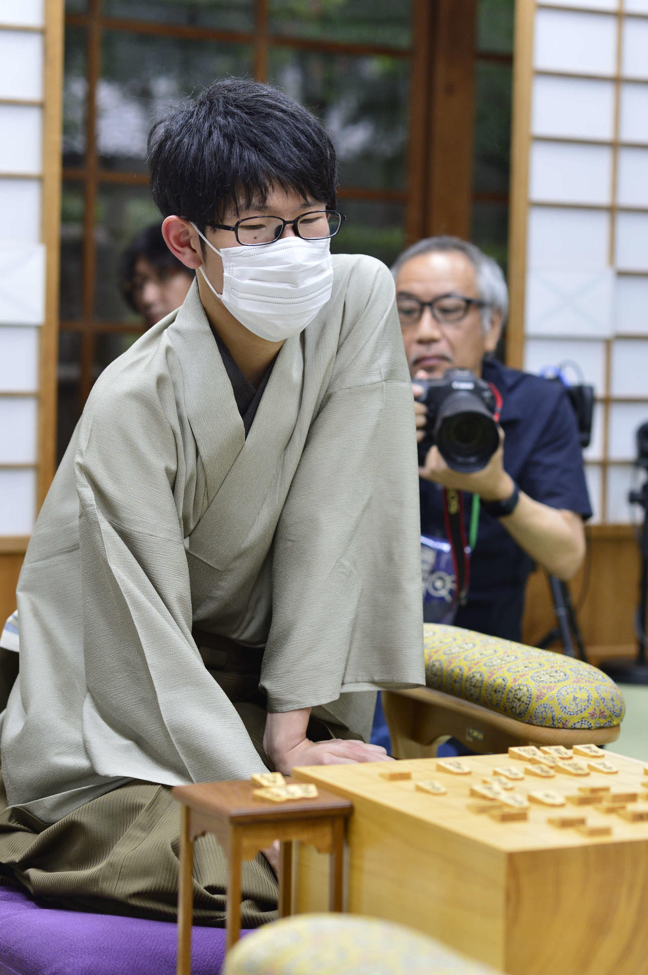 かど番に追い込まれた佐々木大地七段（日本将棋連盟提供）