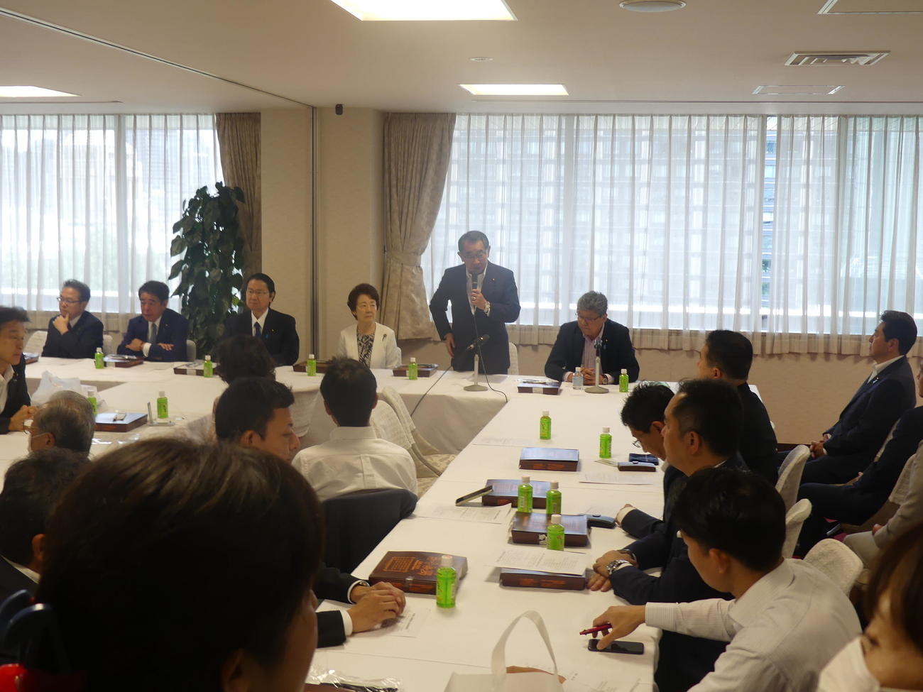 自民党本部で開かれた安倍派の総会（撮影・中山知子）