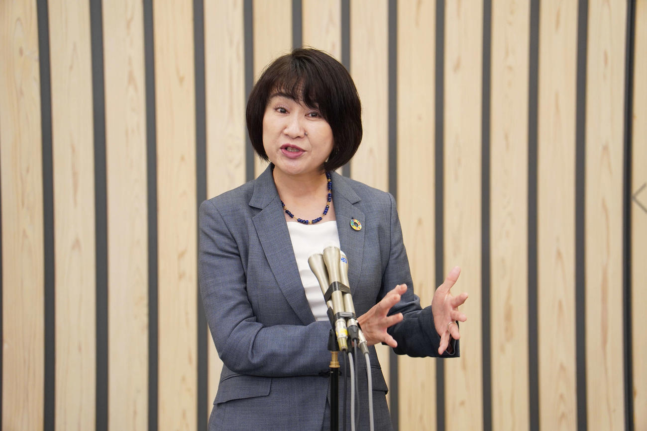 取材に応じた高際みゆき豊島区長（撮影・沢田直人）