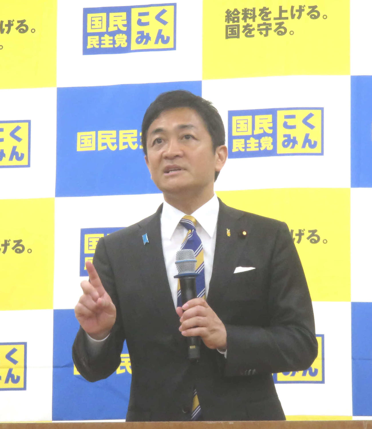 国民民主党の玉木雄一郎新代表が会見で今後の党運営を語った（撮影・大上悟）