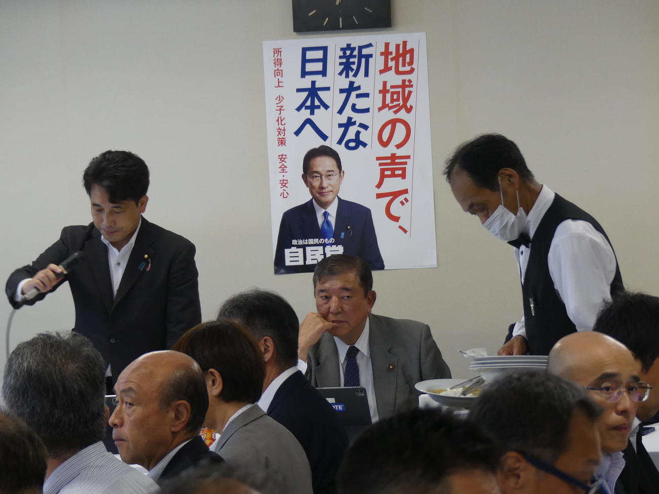 東京電力福島第1原発の処理水海洋放出を受けて協議が行われた自民党の水産部会・水産総合調査会合同会議（撮影・中山知子）