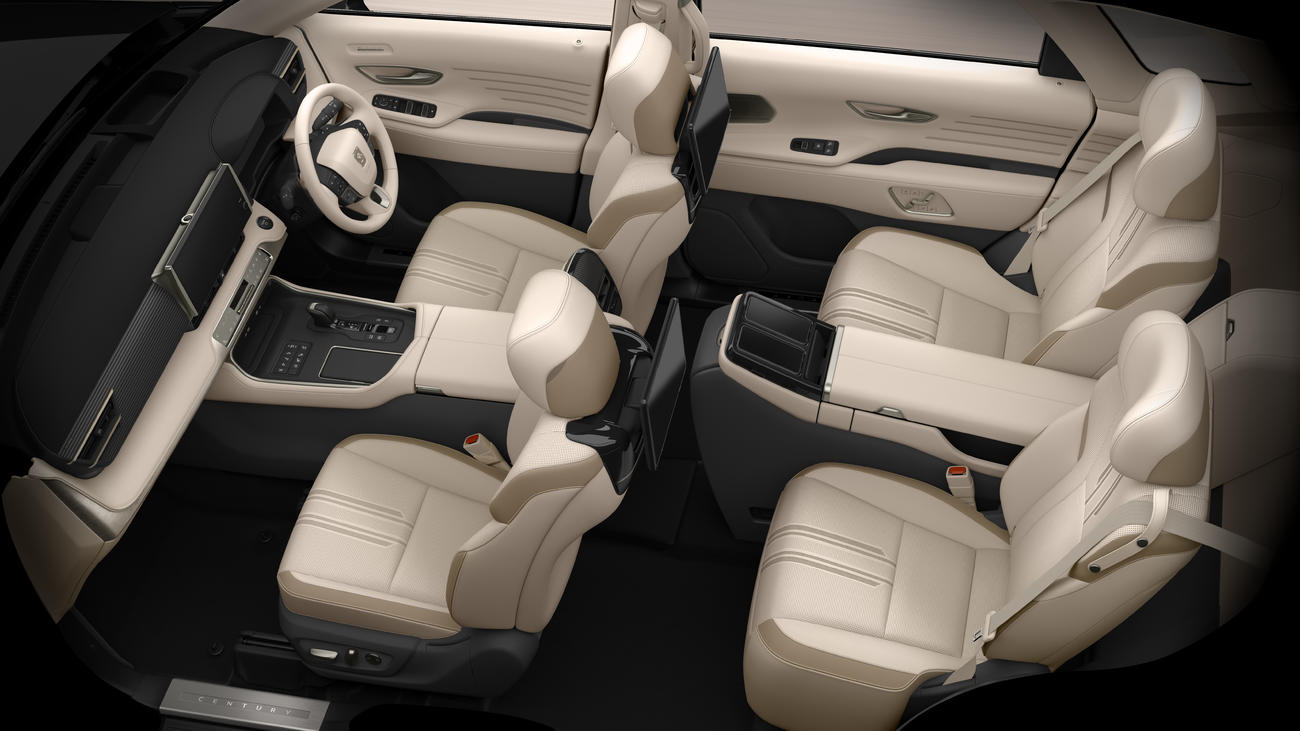 ＳＵＶモデルの新しいセンチュリーの車内（トヨタ公式サイトから）