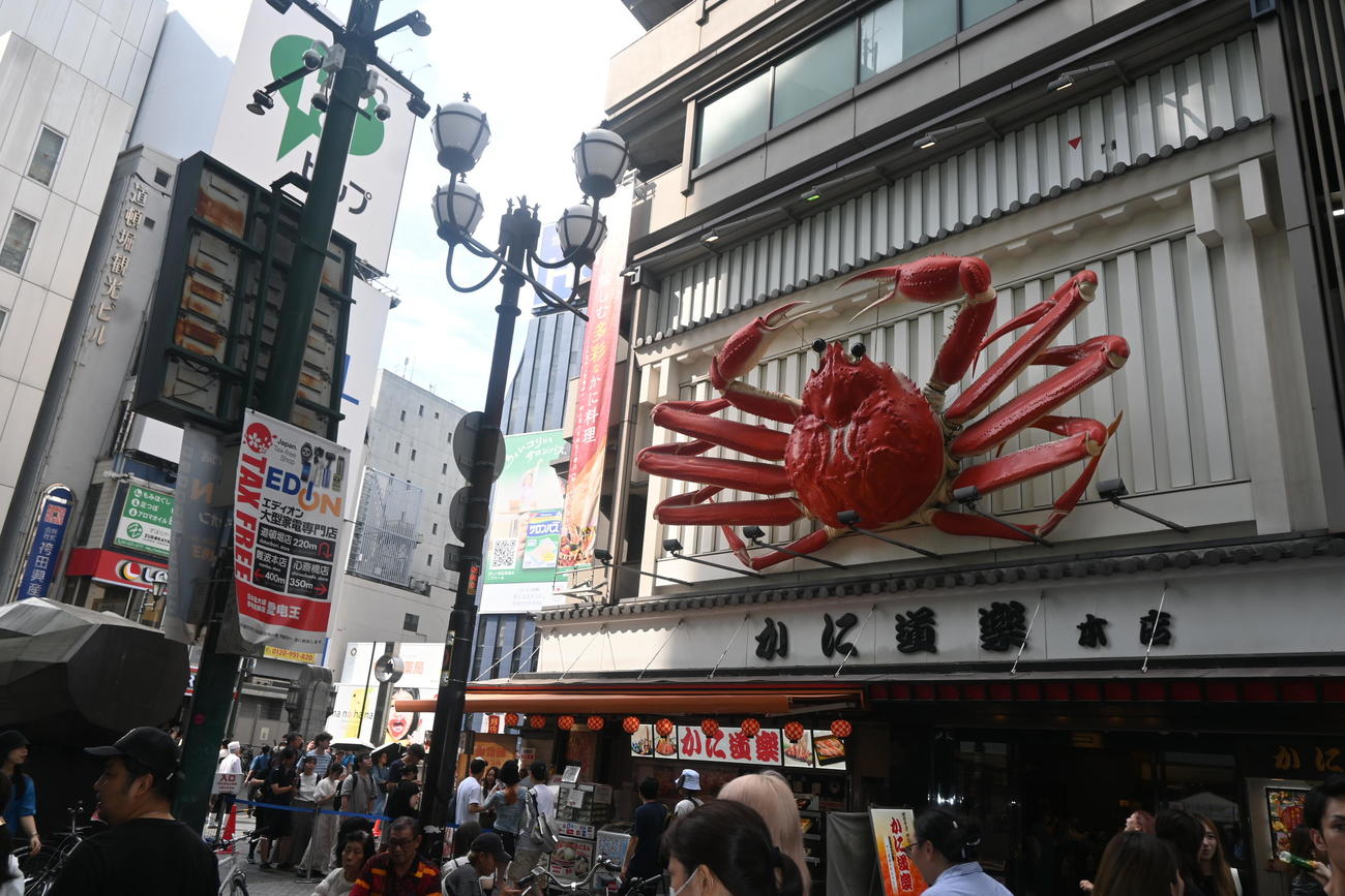 阪神タイガースの18年ぶりの「アレ」に向け臨戦態勢に入った「かに道楽」道頓堀本店の動く巨大カニ（撮影・松浦隆司）