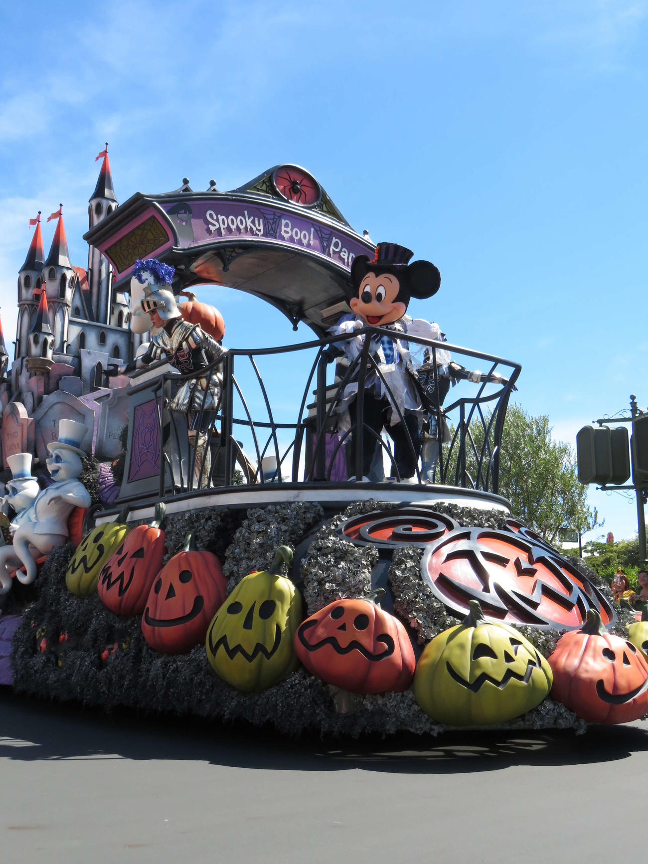 ディズニー・ハロウィーンのパレード