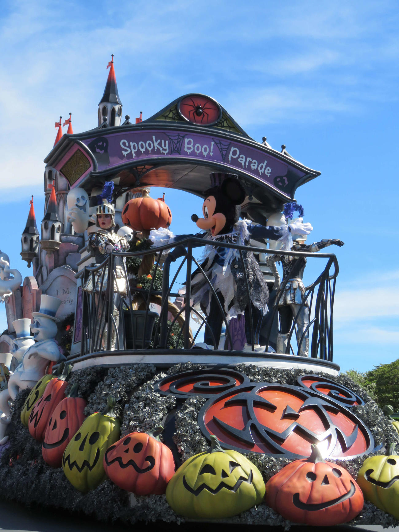 ディズニー・ハロウィーンのパレード