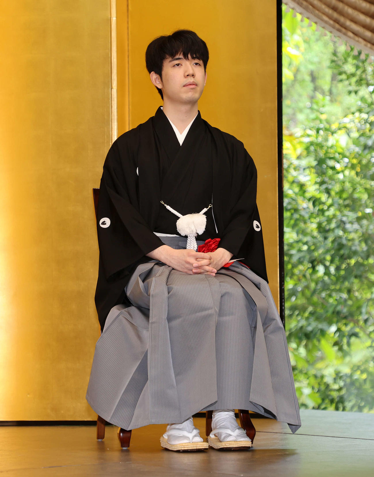 就位式に臨む藤井聡太叡王（2023年8月28日撮影）