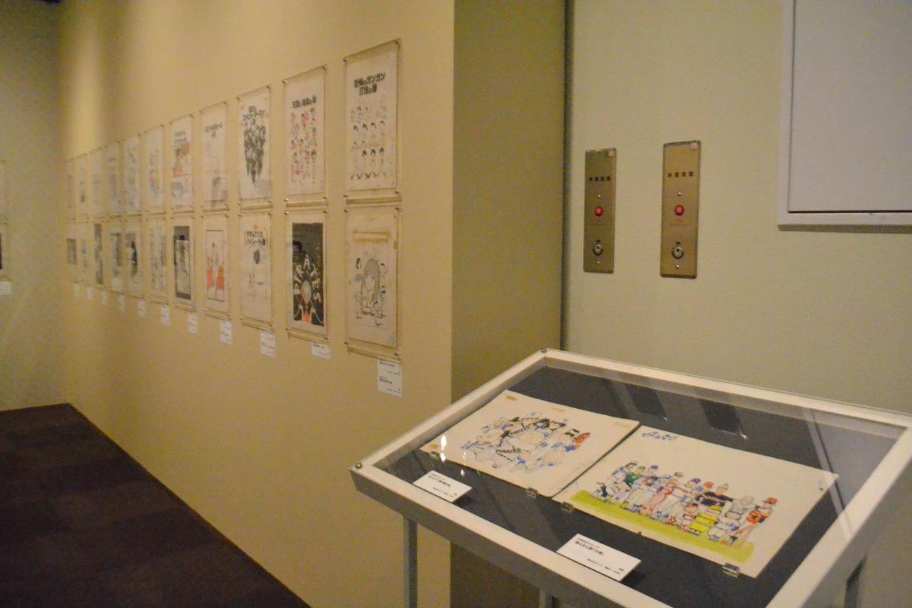 代表作の漫画の原画が主として展示されている「江口寿史展　ノット・コンプリーテッド」