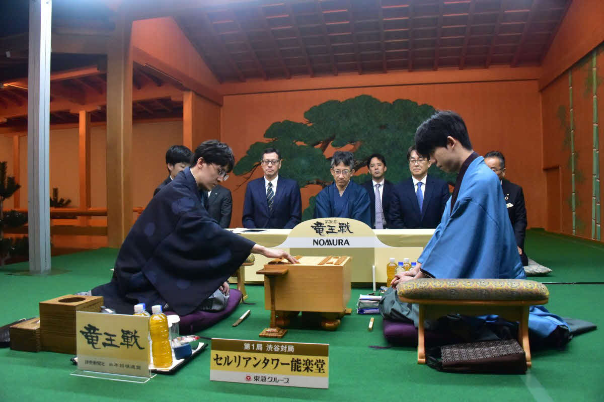 【竜王戦】藤井聡太7冠、8冠達成→竜王戦V3なら故大山康晴十五世名人に並ぶタイトル戦V19 - 社会写真ニュース : 日刊スポーツ