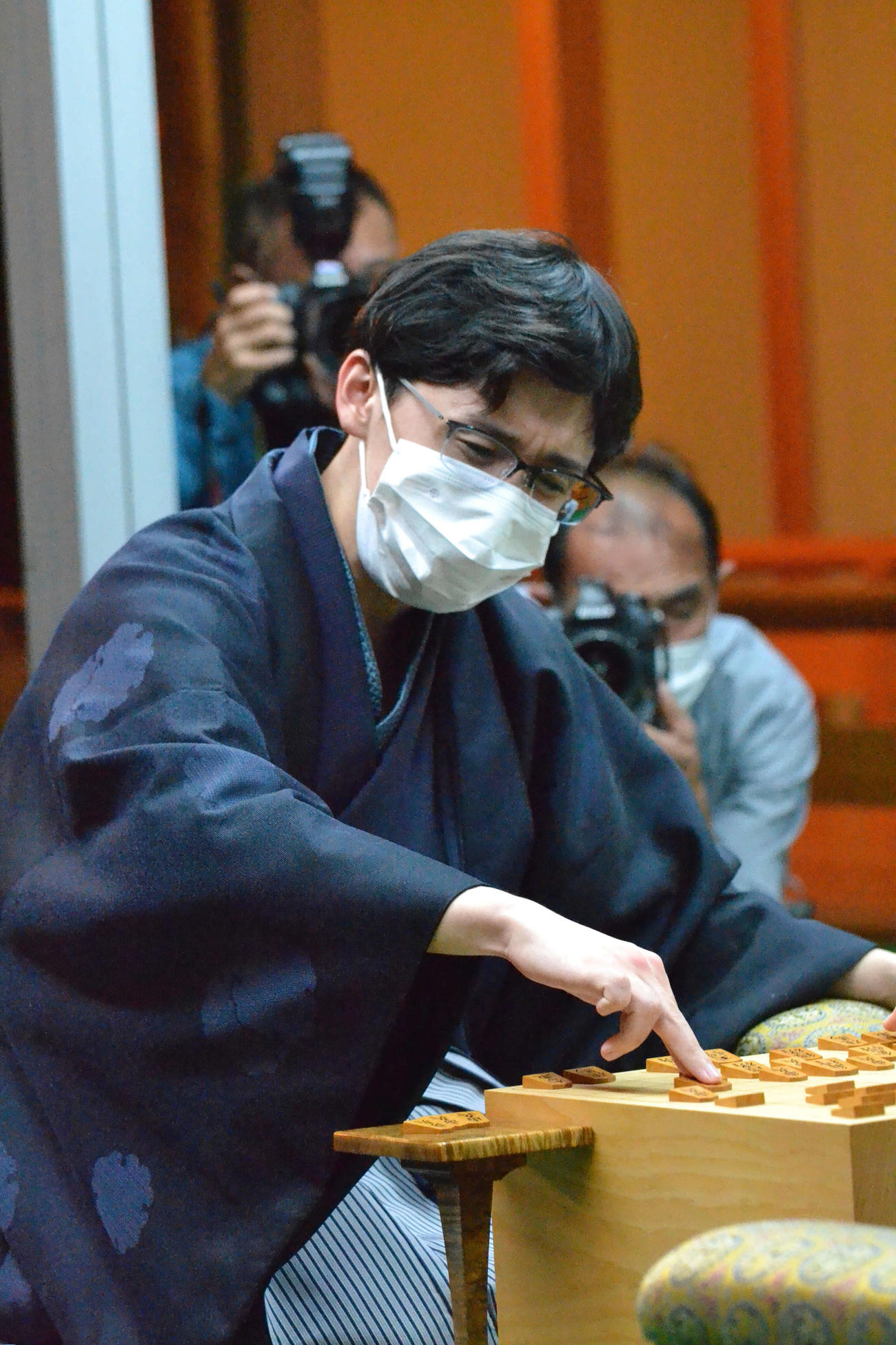 タイトル戦初登場となった伊藤匠七段は初勝利ならず