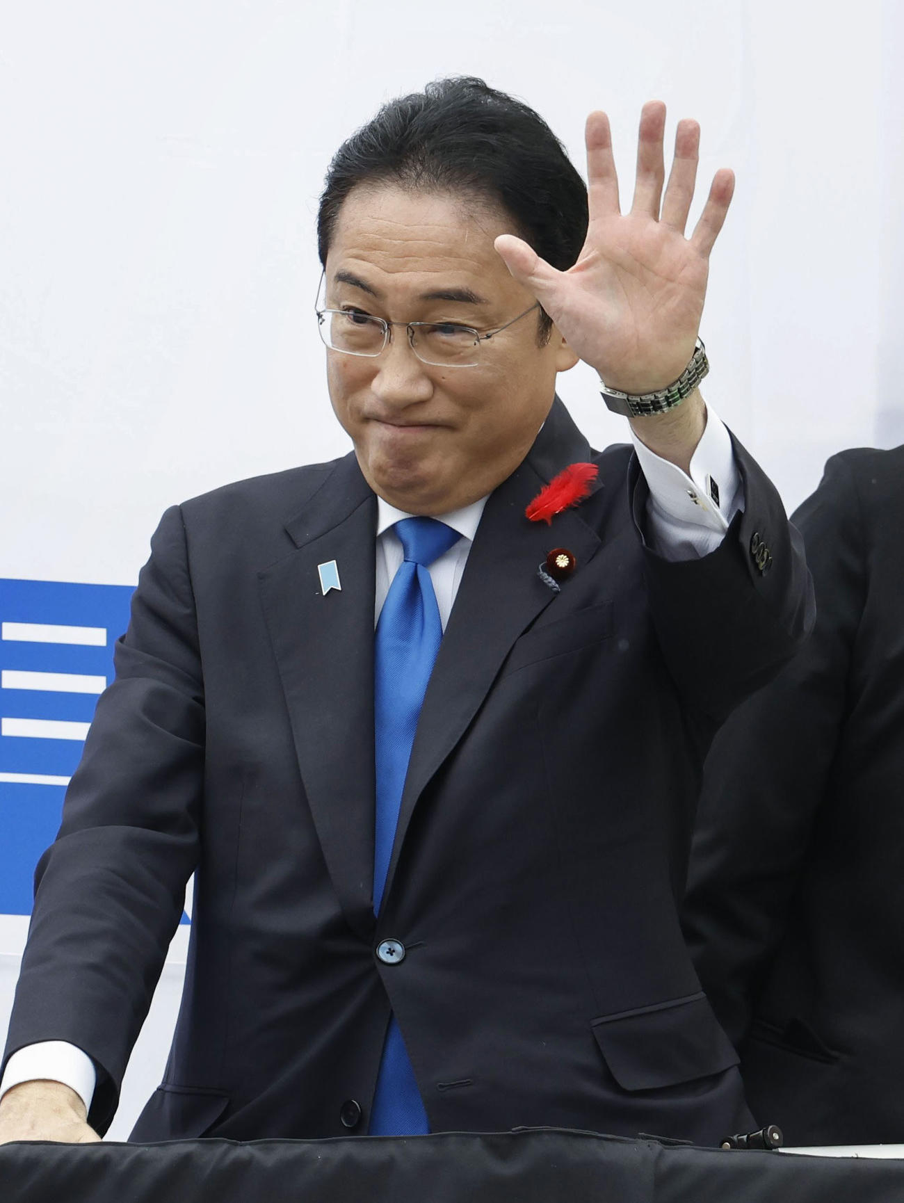 街頭演説に訪れた自民党総裁の岸田首相（共同）