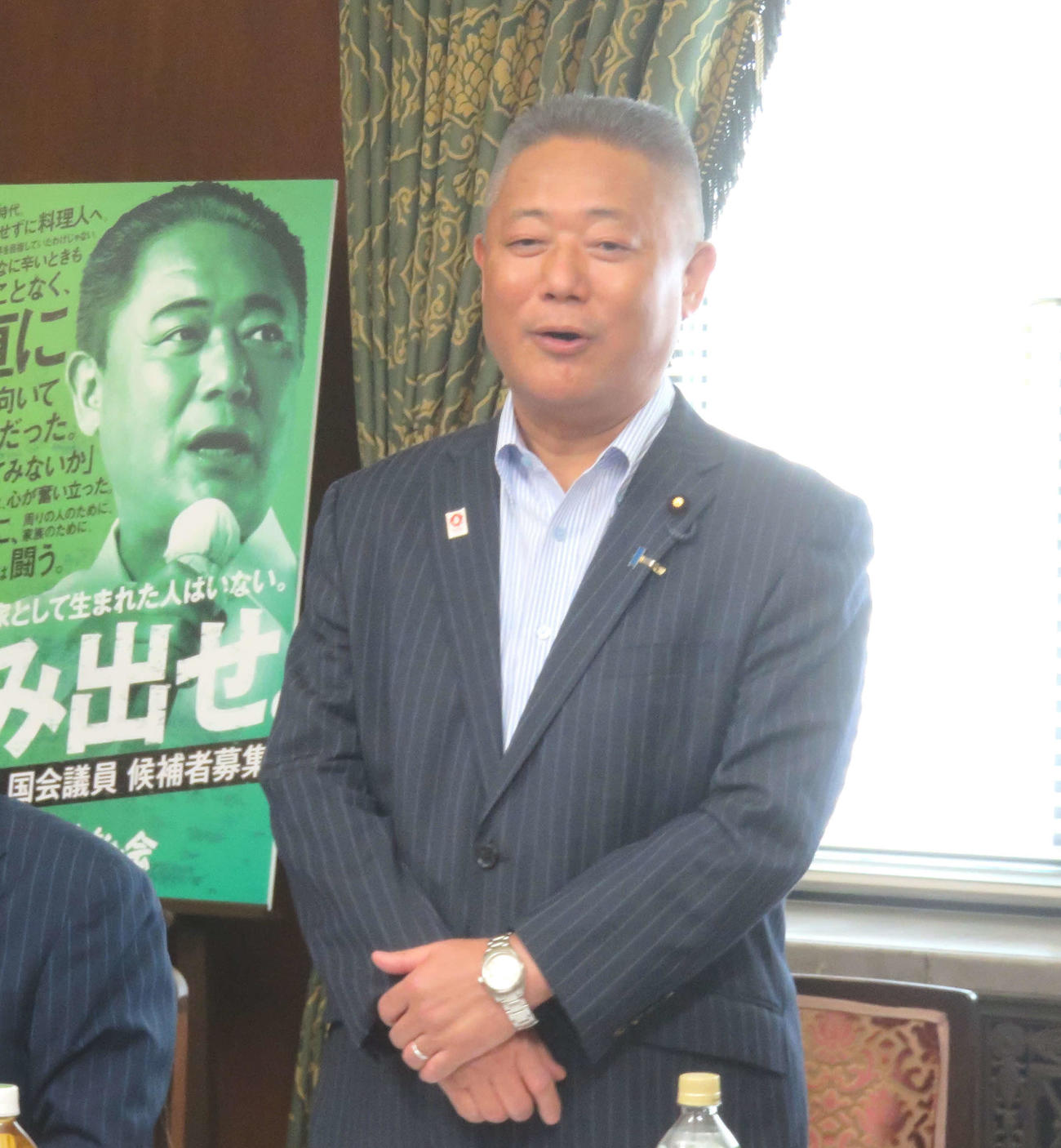 日本維新の会の馬場伸幸代表は次期衆院選の候補者未定の選挙区の地方紙に募集広告を掲載すると発表した（撮影・大上悟）