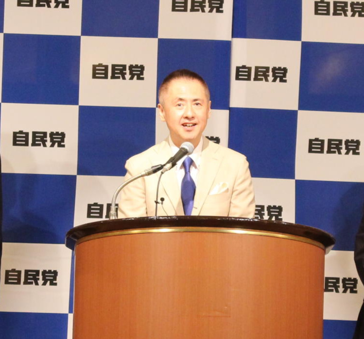 尾形大作氏