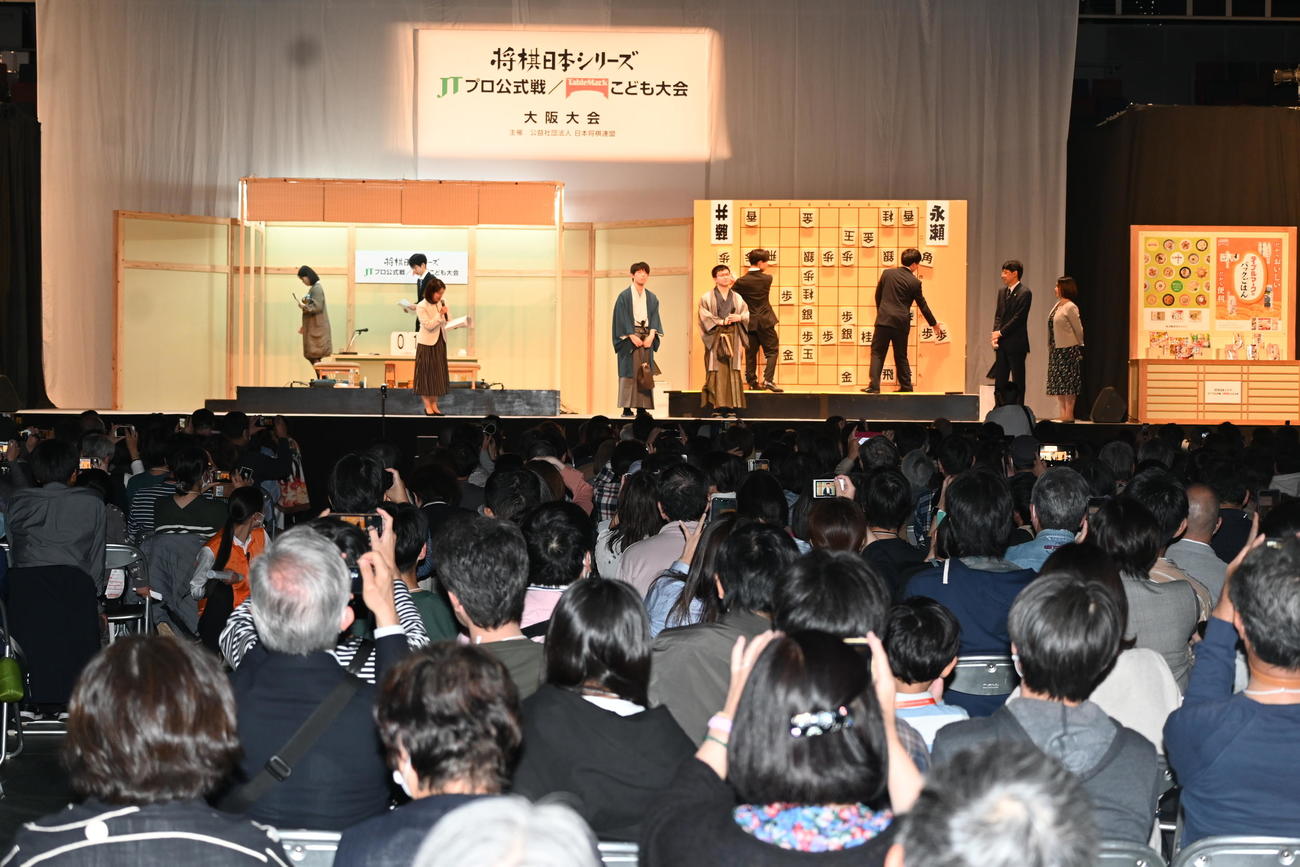 JT杯準決勝大阪大会には“全8冠制覇効果”で来場者が激増した（撮影・松浦隆司）