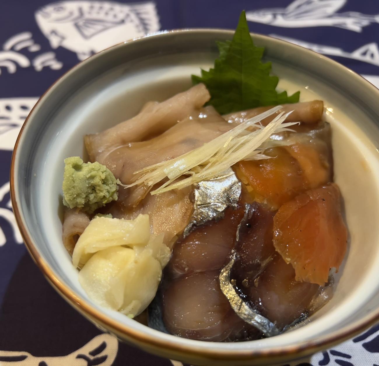 境港（鳥取県境港市）「境港海鮮いぶし丼」