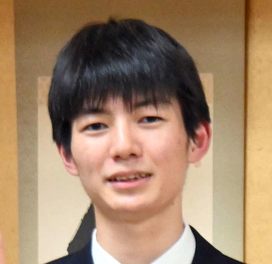 上野裕寿四段（2023年10月撮影）