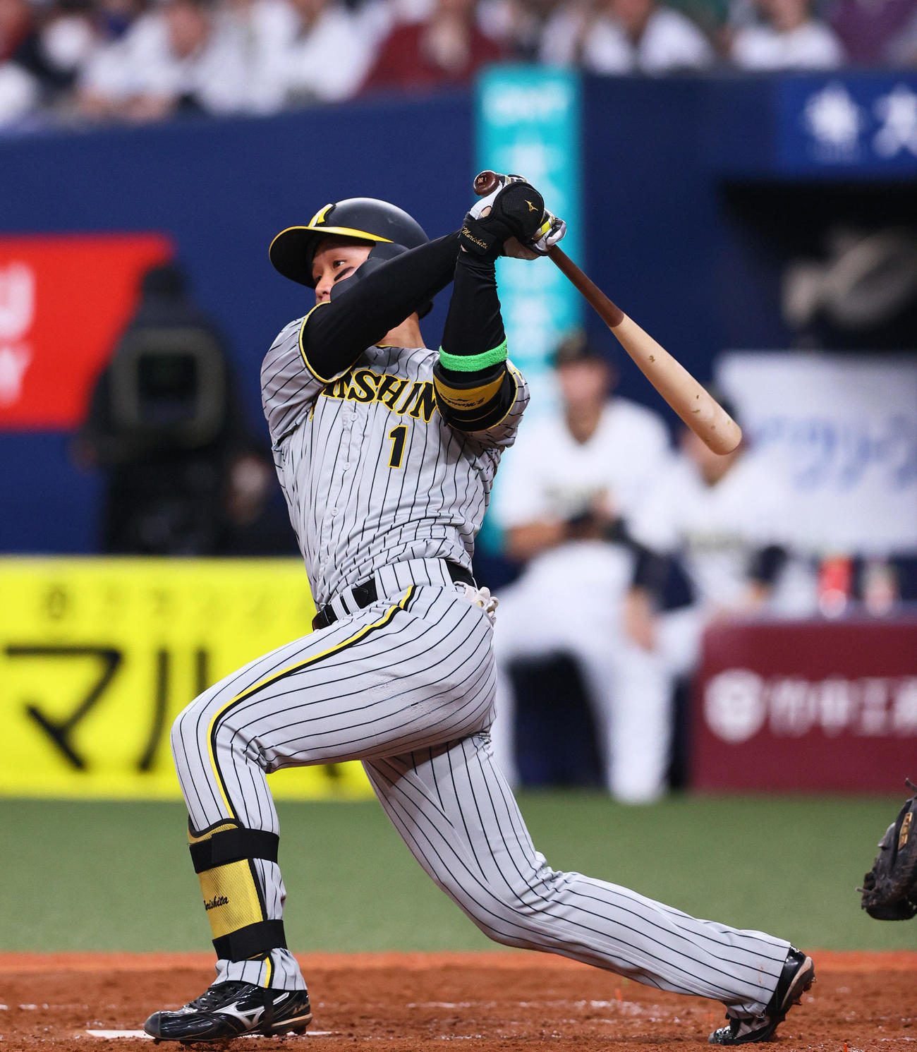 オリックス対阪神　5回表阪神2死一、三塁、森下は左前適時打を放つ（撮影・上山淳一）