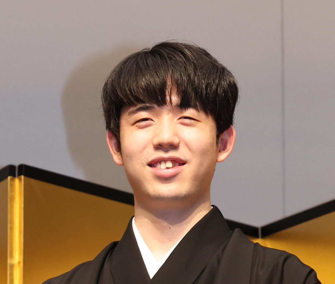 藤井聡太8冠（2023年11月7日撮影）