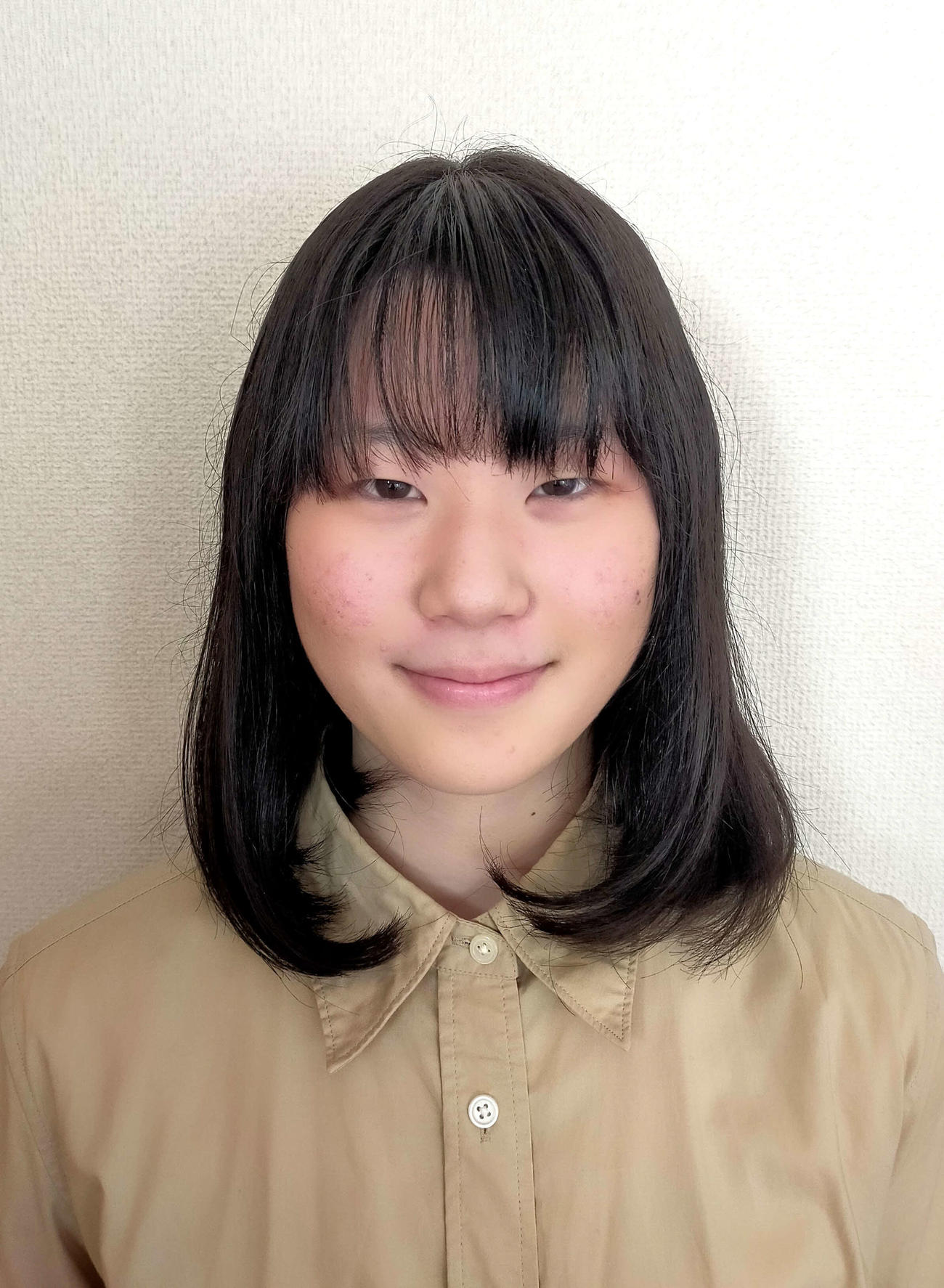 女流特別採用推薦棋士として来年1月から対局に参加する竹下奈那新初段