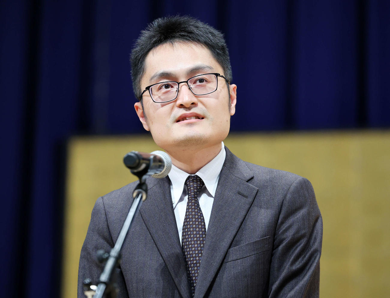 抱負を語る稲葉八段（撮影・鈴木正人）