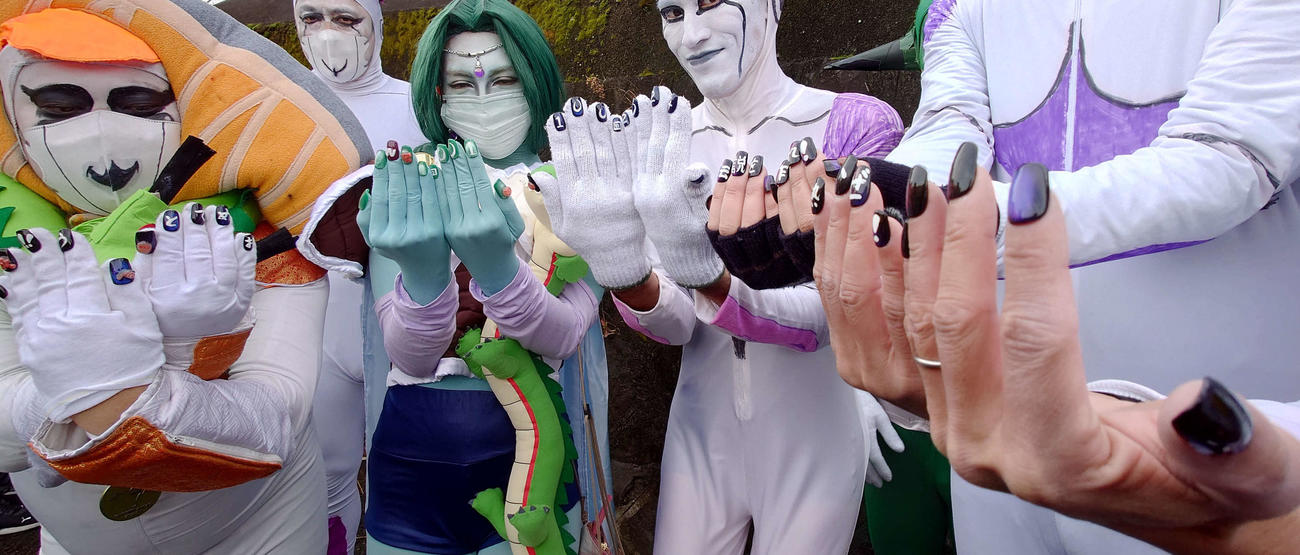 フリーザ軍団のファンからプレゼントされたネイル（撮影・寺沢卓）