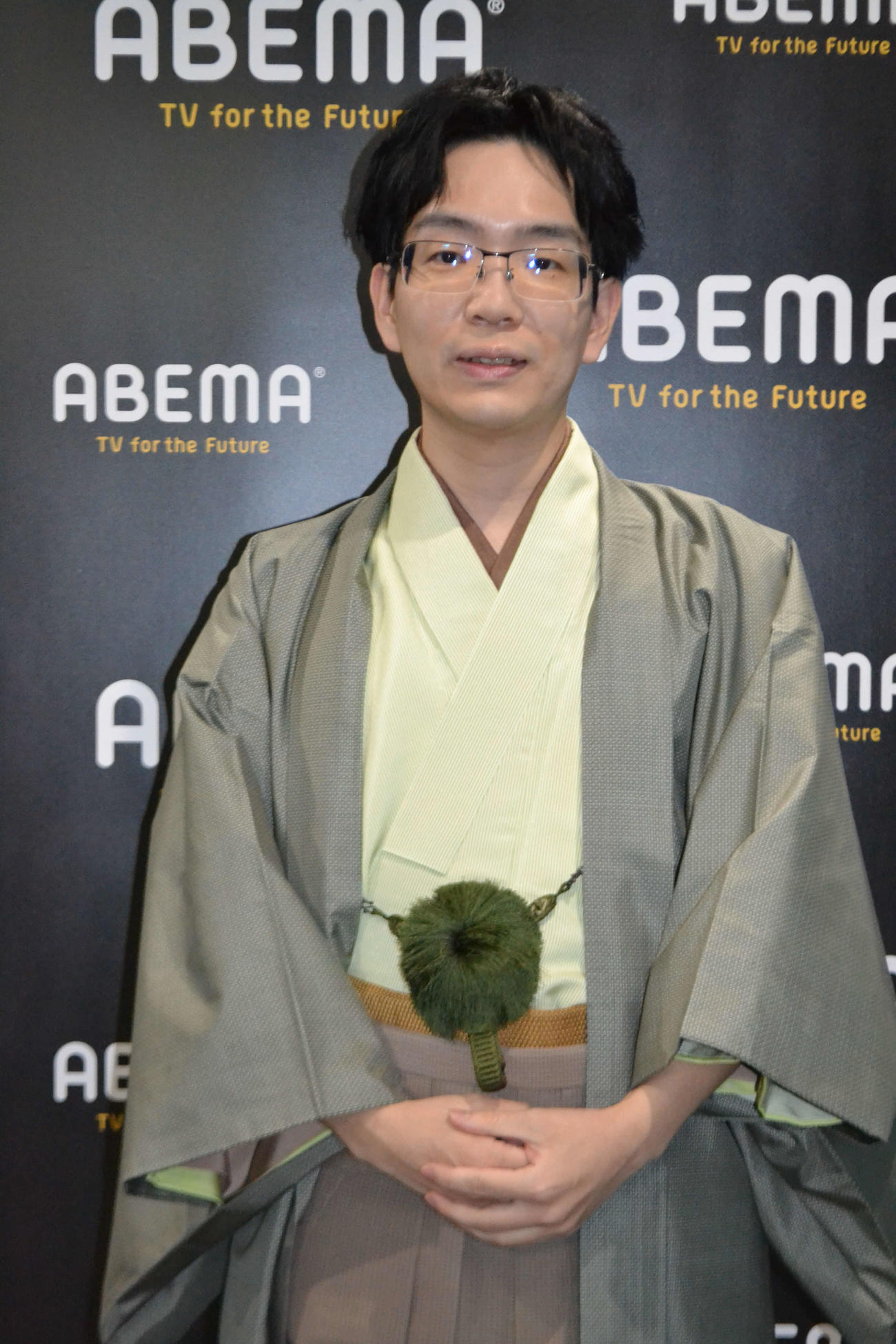 今年まず「A級順位戦全勝と通算600勝」を目指す豊島将之九段