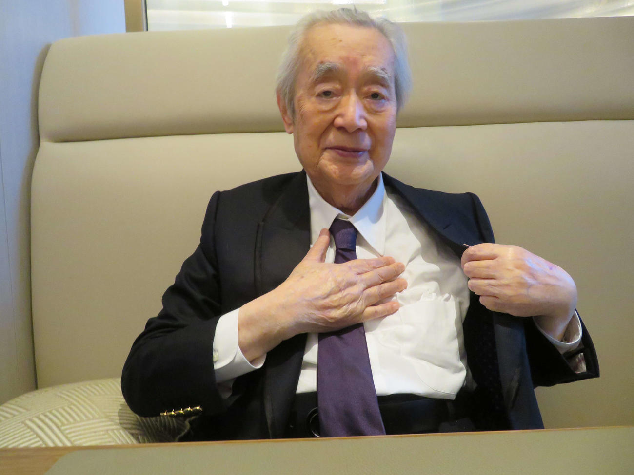 心筋梗塞で緊急入院し、5日に手術を受けていたことを明かしたドクター・中松氏（撮影・村上幸将）