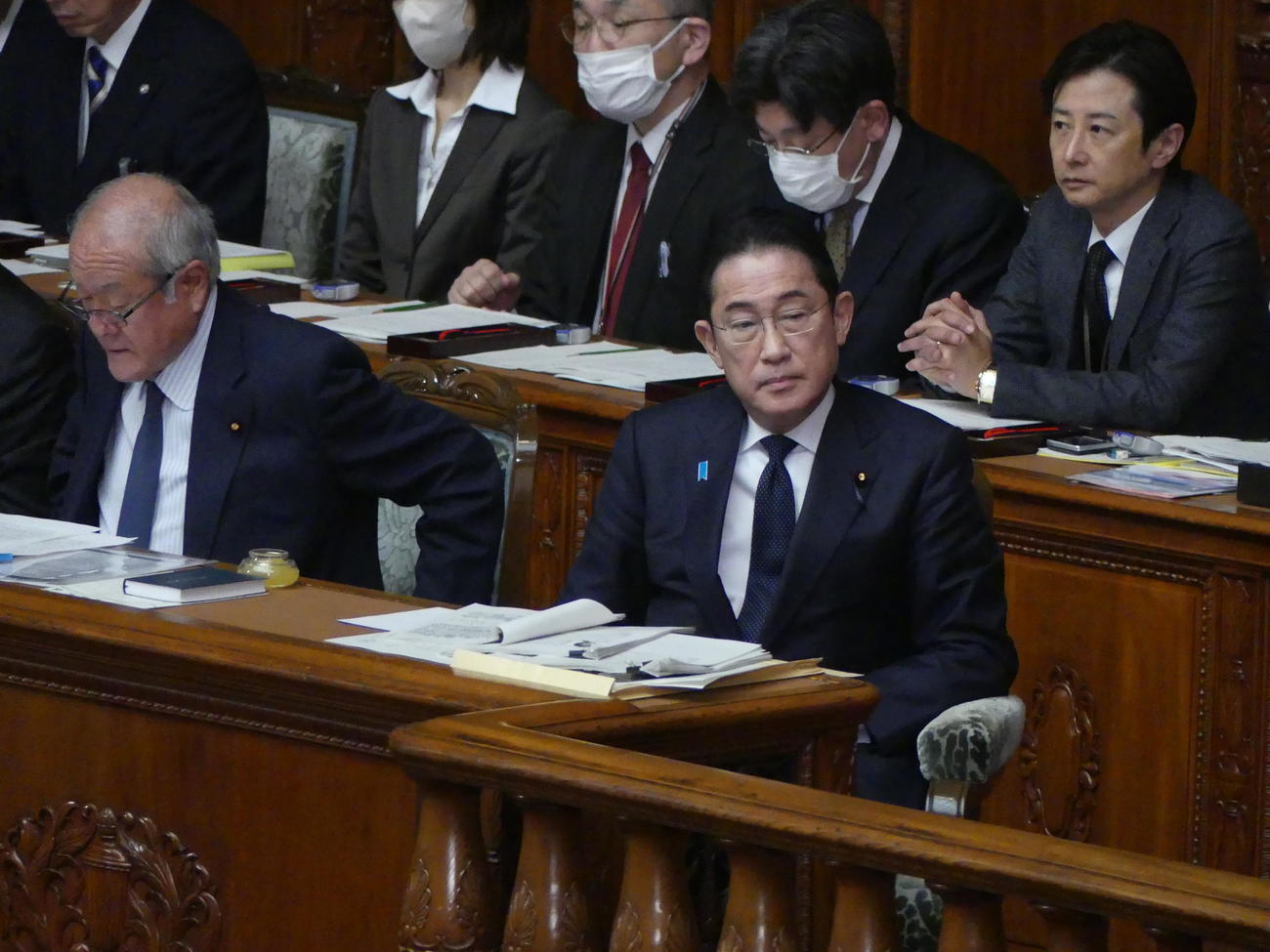 1日、衆議院本会議で代表質問に耳を傾ける岸田文雄首相（撮影・中山知子）
