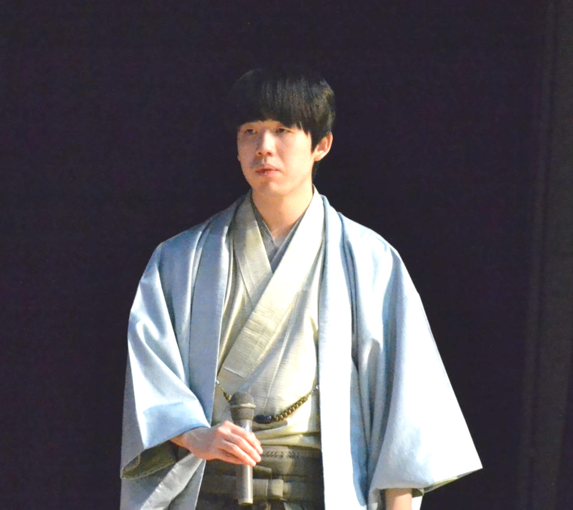 藤井聡太8冠（2024年2月撮影）