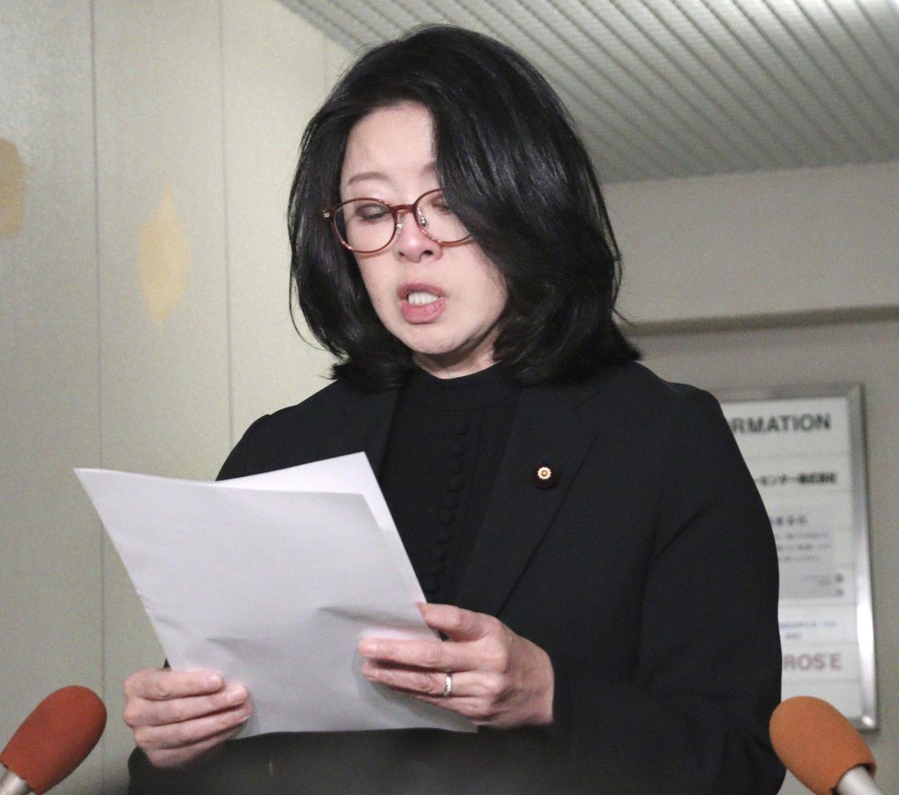 2024年3月5日、週刊誌の不倫報道で陳謝する自民党の広瀬めぐみ参院議員（共同）