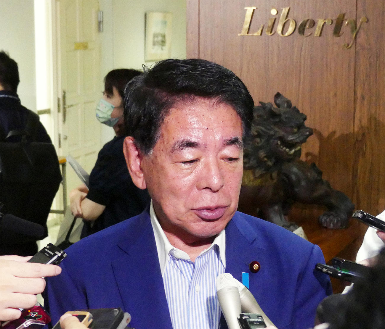 自民下村博文氏に「意向確認書」 野党が政倫審出席の意思めぐり異例送付 安派派事務総長経験者 - 社会写真ニュース : 日刊スポーツ