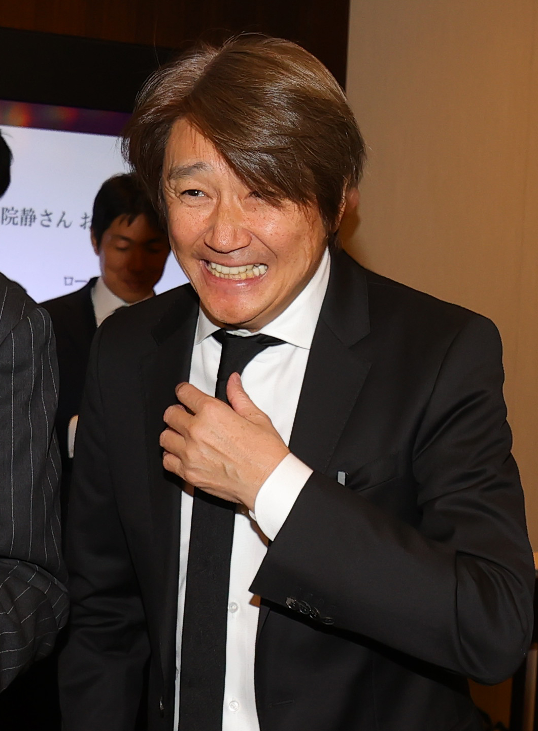 伊集院静さんお別れの会に参列した近藤真彦（撮影・野上伸悟）
