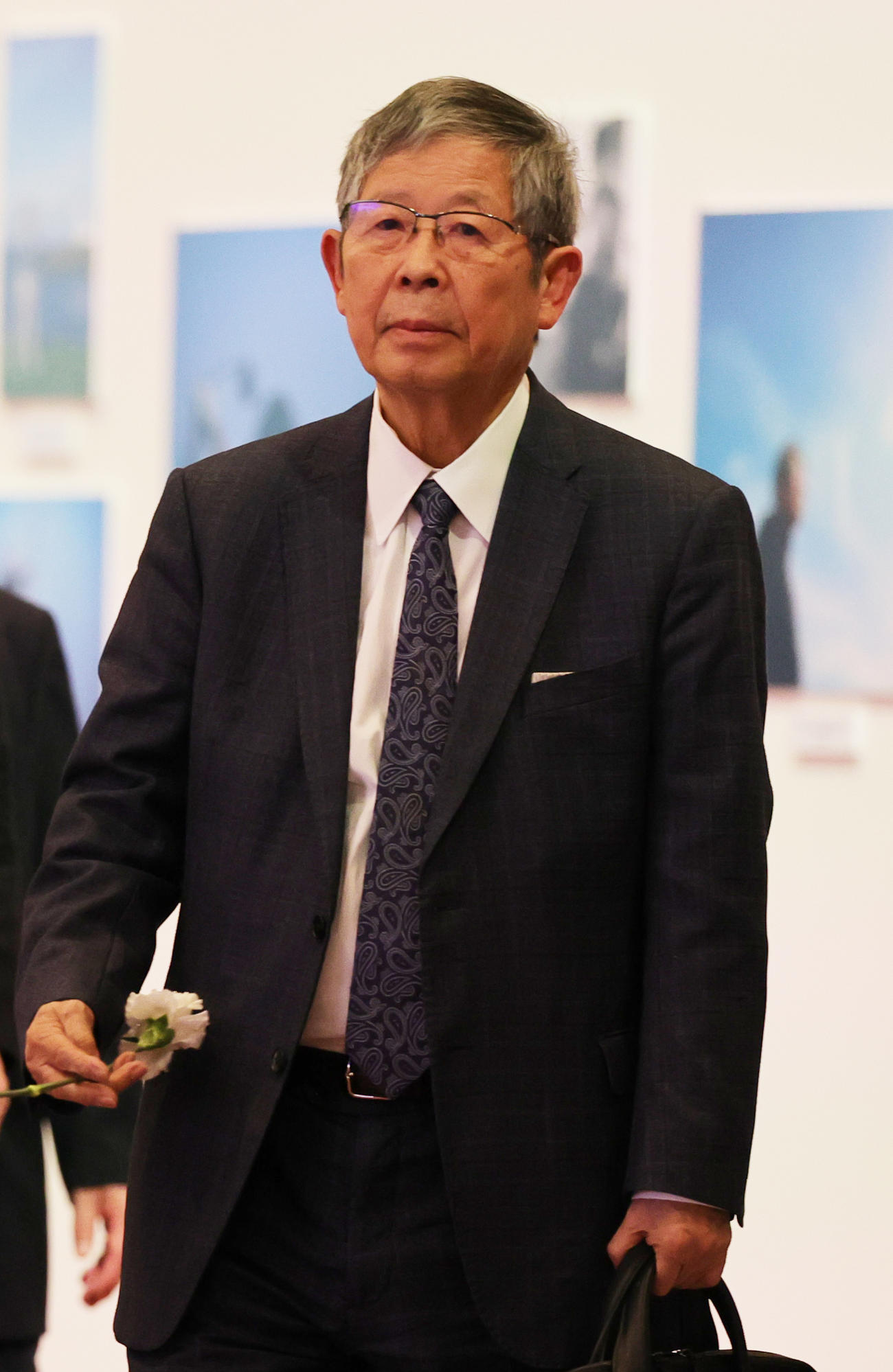 伊集院静さんお別れの会に参列した大谷昭宏氏（撮影・野上伸悟）