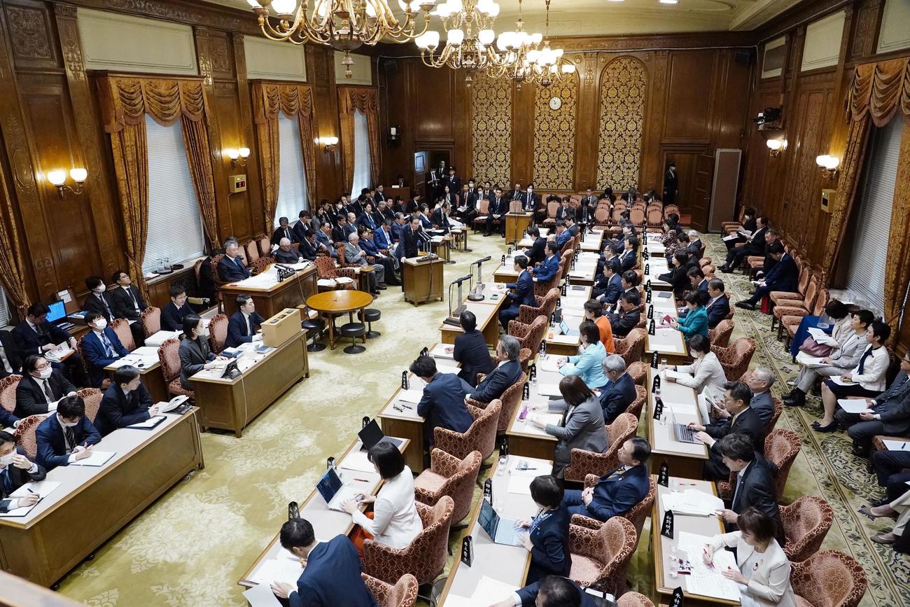 2024年度予算案に関する締めくくり質疑が行われた参院予算委（共同）