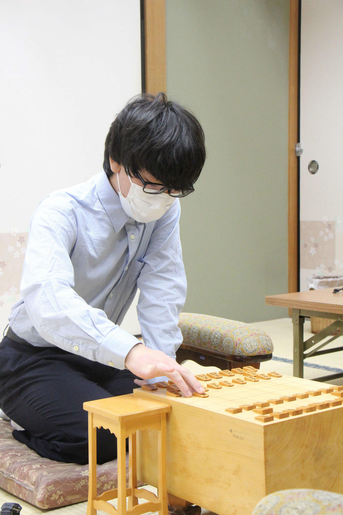 竜王戦6組決勝に臨んだ山下数毅三段（日本将棋連盟提供）