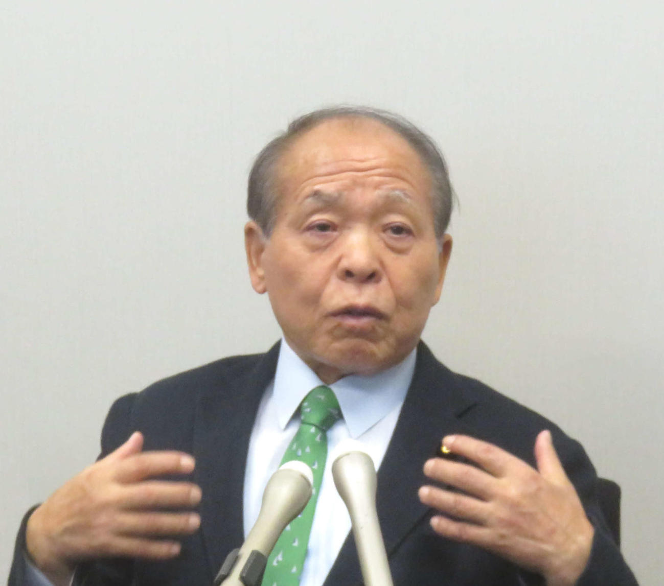 鈴木宗男参院議員（2023年10月撮影）