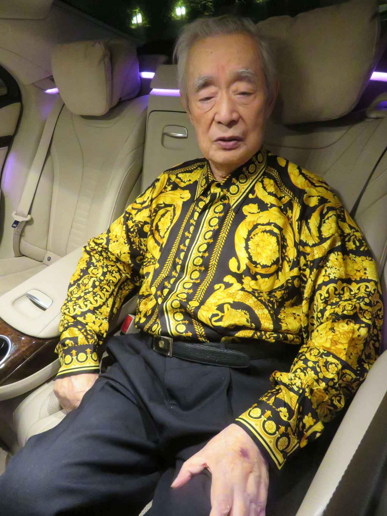 東京都知事選出馬への決意を語るドクター・中松氏