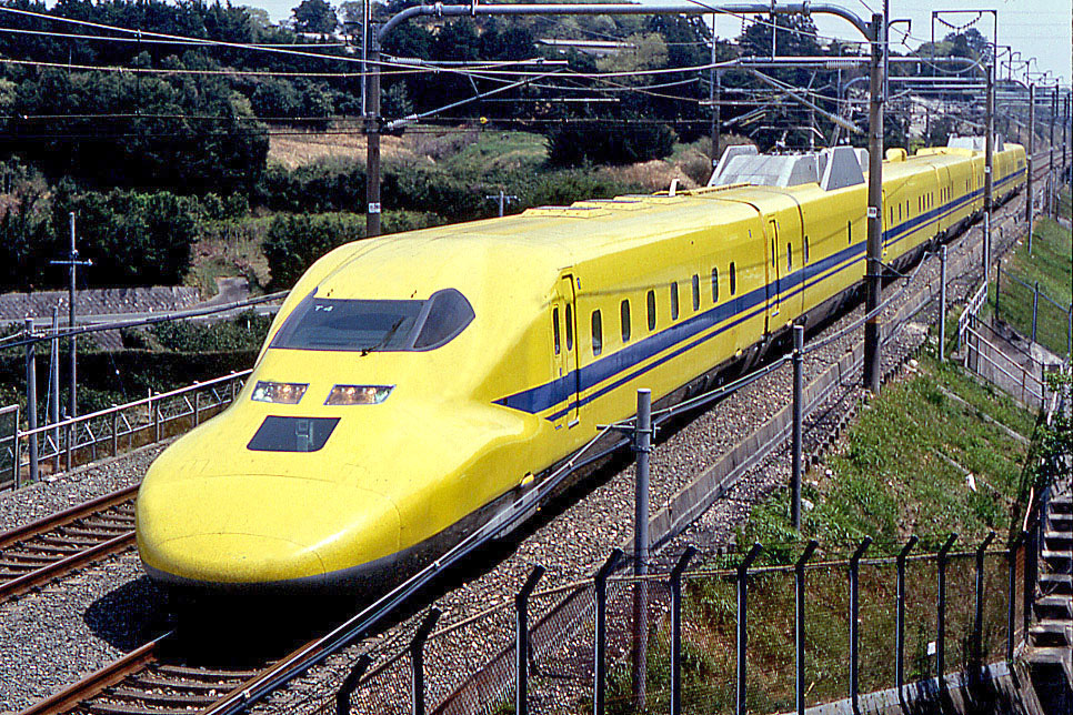 2025年1月に引退するJR東海のドクターイエロー（同社提供・共同）