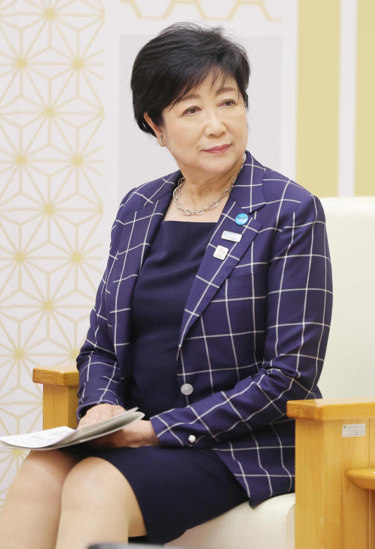 ミセスユニバースジャパン2024の表敬訪問に応対する小池百合子都知事（撮影・野上伸悟）