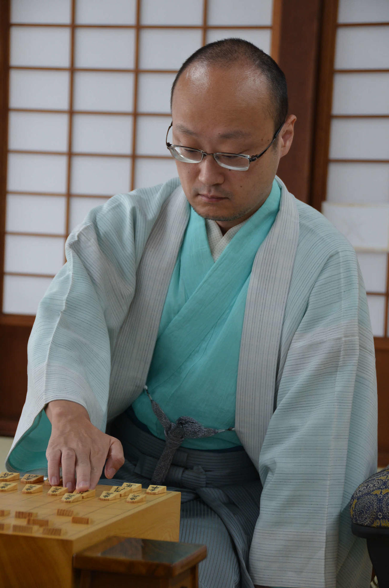 王位戦7番勝負第4局に臨んだ渡辺明九段（日本将棋連盟提供）