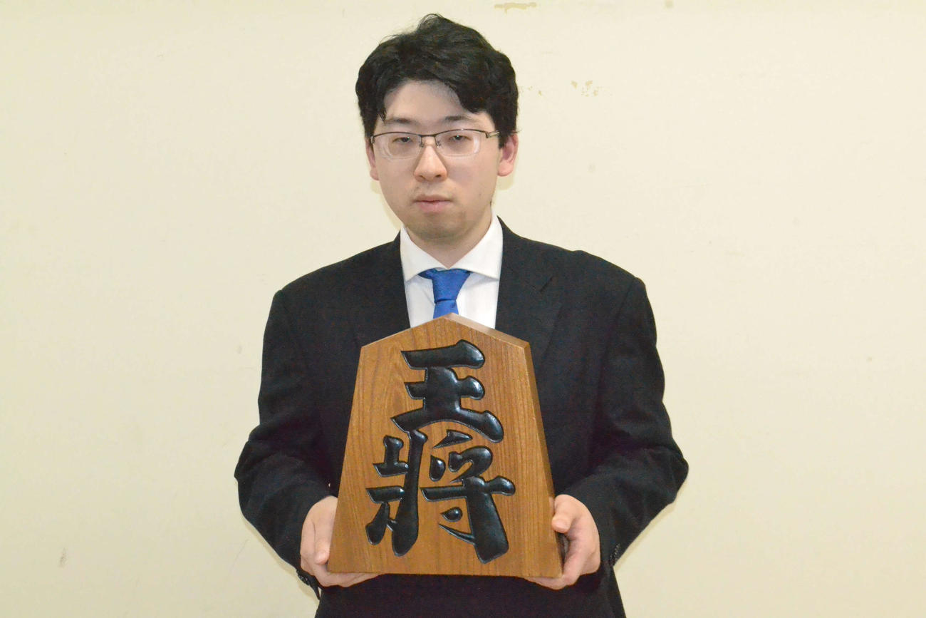 群馬大医学部で医師免許取得を目指しながら来月からは将棋のプロ棋士としてデビューする獺ケ口笑保人新四段