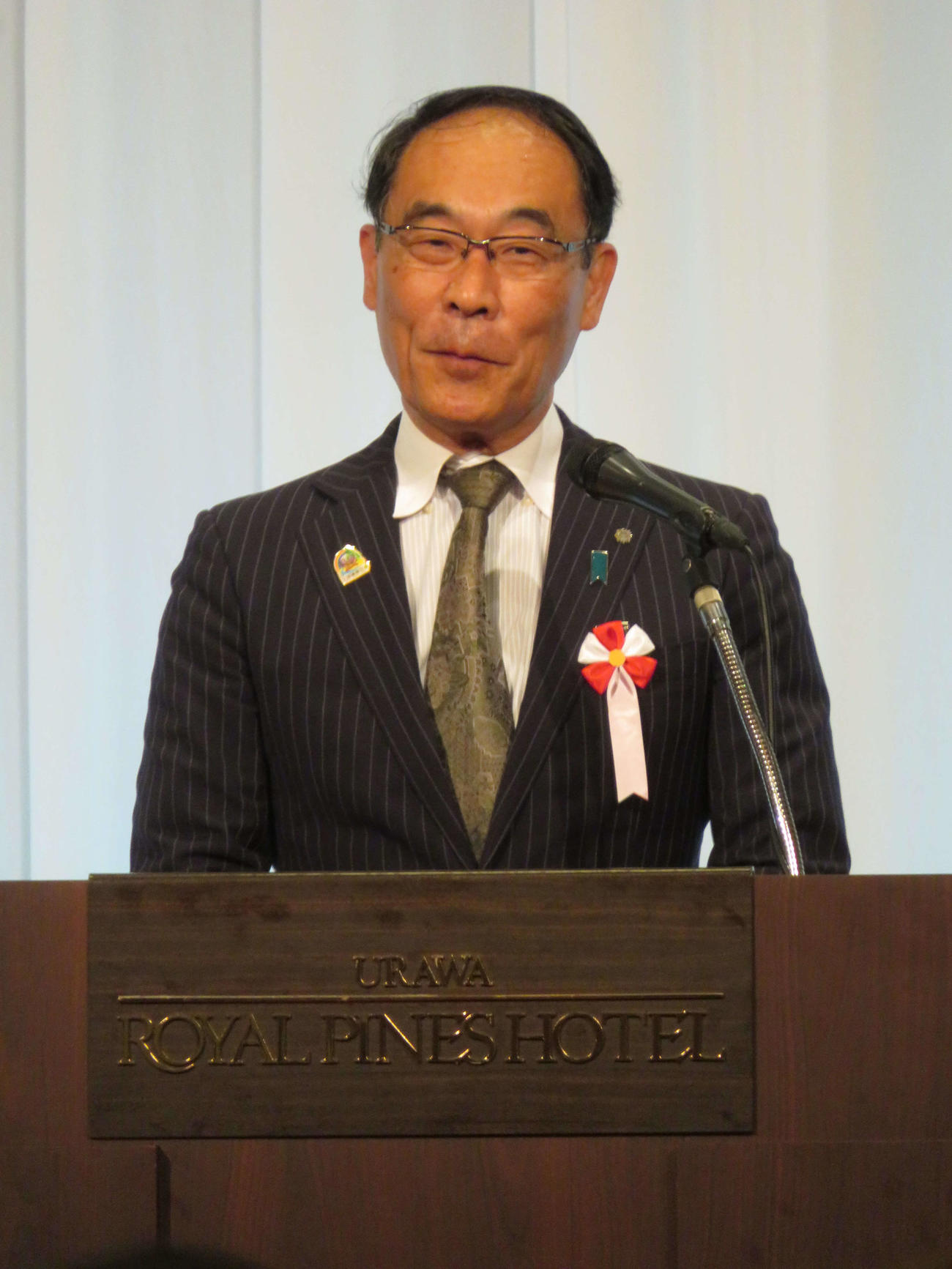 大蓉ホールディングスグループの創立30周年記念式典であいさつする埼玉県の大野元裕知事（撮影・村上幸将）