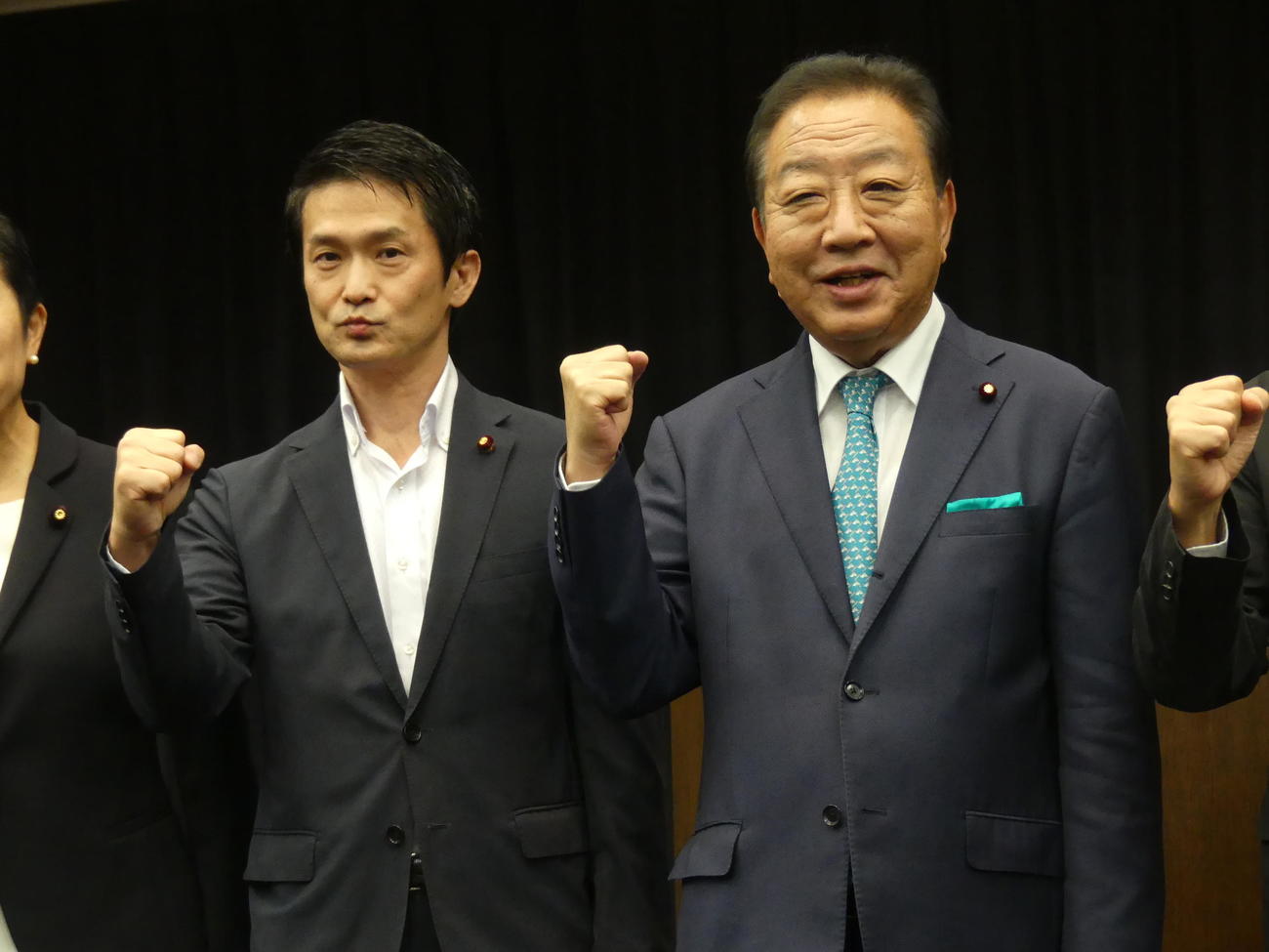 野田佳彦代表（右）と新たに幹事長に就任した小川淳也衆院議員（撮影・中山知子）