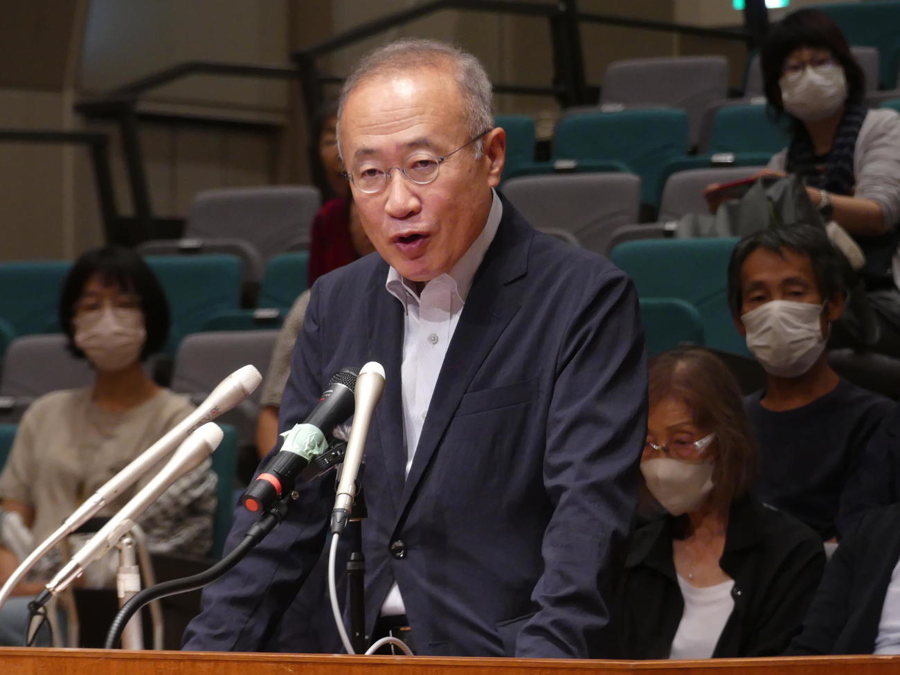 衆院選で萩生田光一氏と同じ東京24区からの出馬を発表する有田芳生元参院議員（撮影・中山知子）