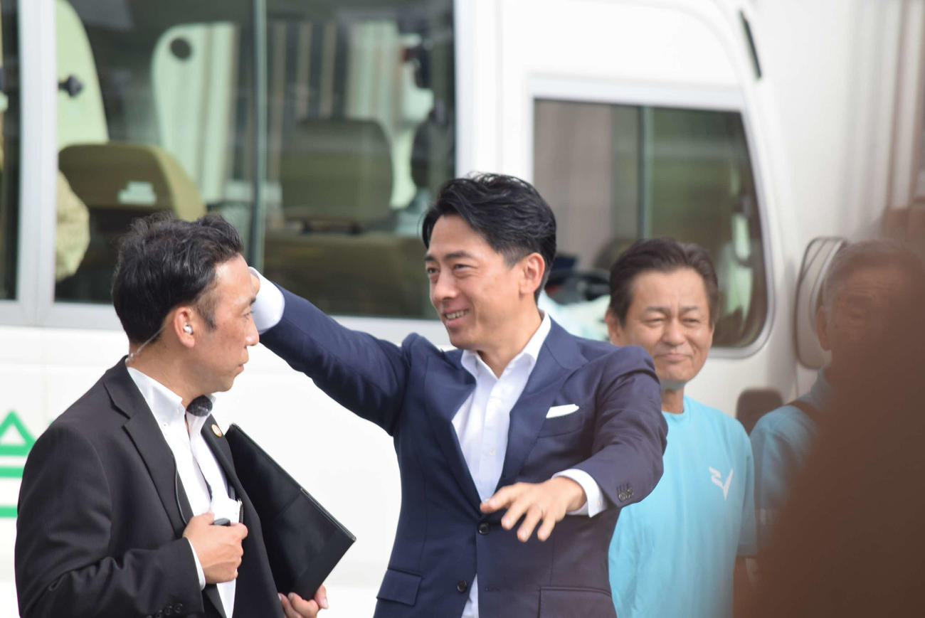 応援演説のため、大阪入りした小泉進次郎氏（撮影・阪口孝志）