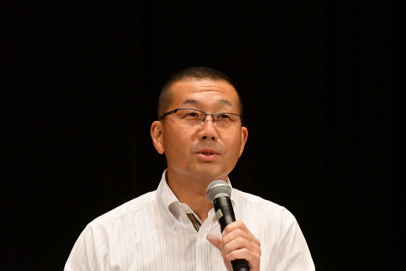 海洋深層水利用学会会長の大塚耕司会長