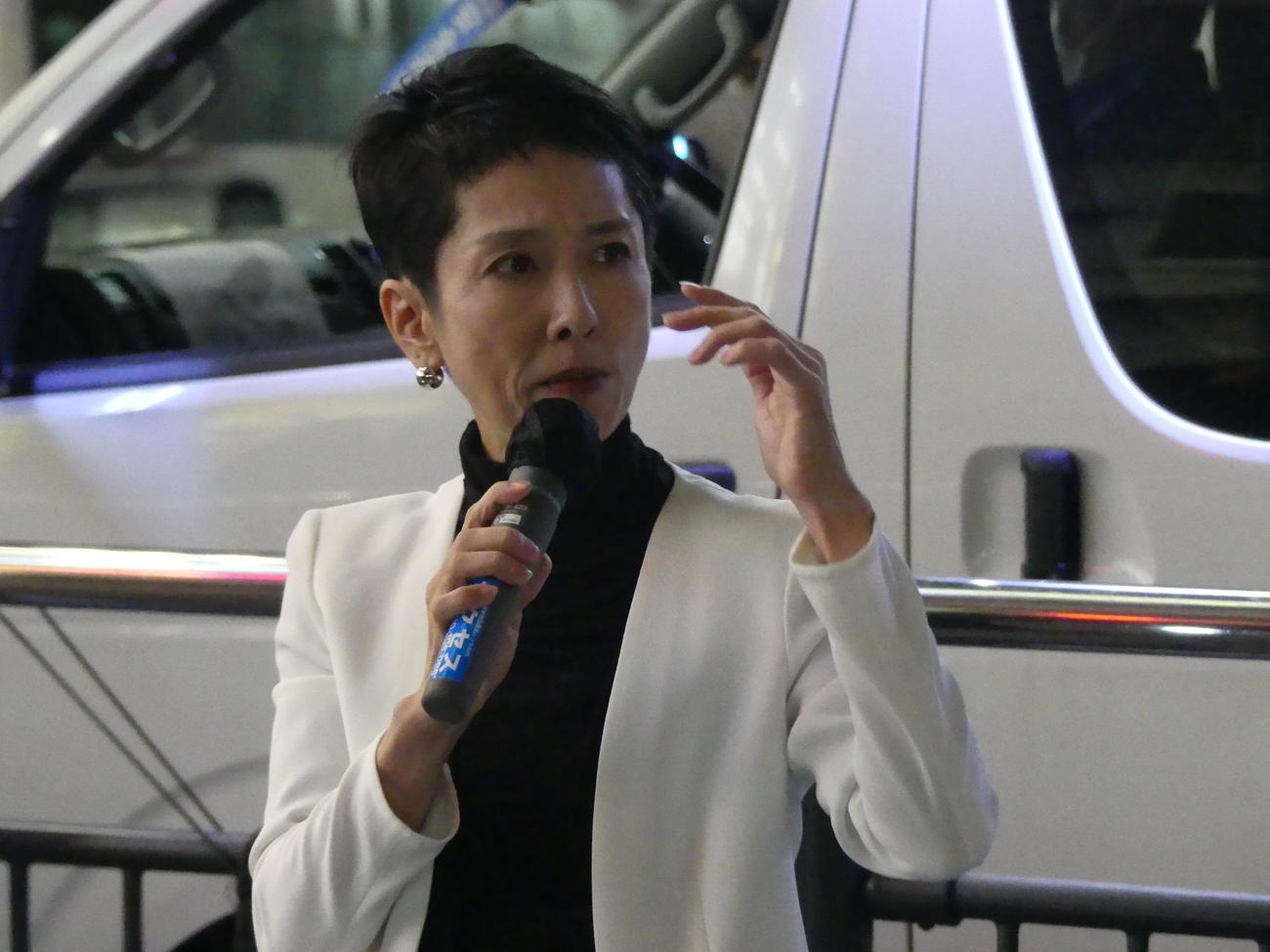 衆院選に立候補している立憲民主党候補の応援に入った蓮舫前参院議員（撮影・中山知子）