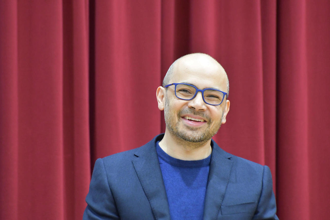 日本棋院を訪れたノーベル化学賞受賞者のデミス・ハサビス氏