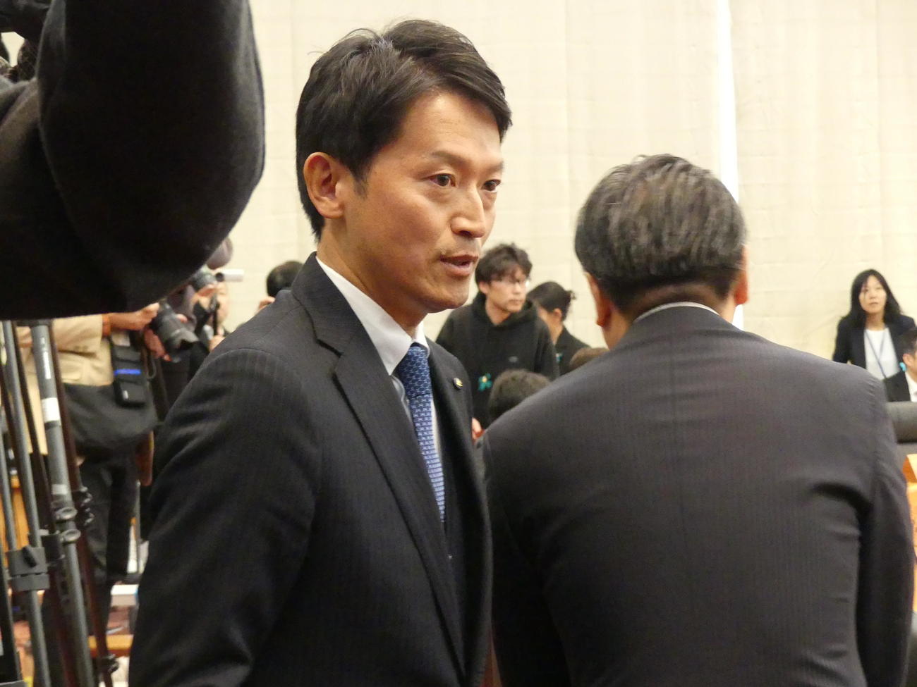 全国知事会議に出席する兵庫県の斎藤元彦知事（撮影・中山知子）