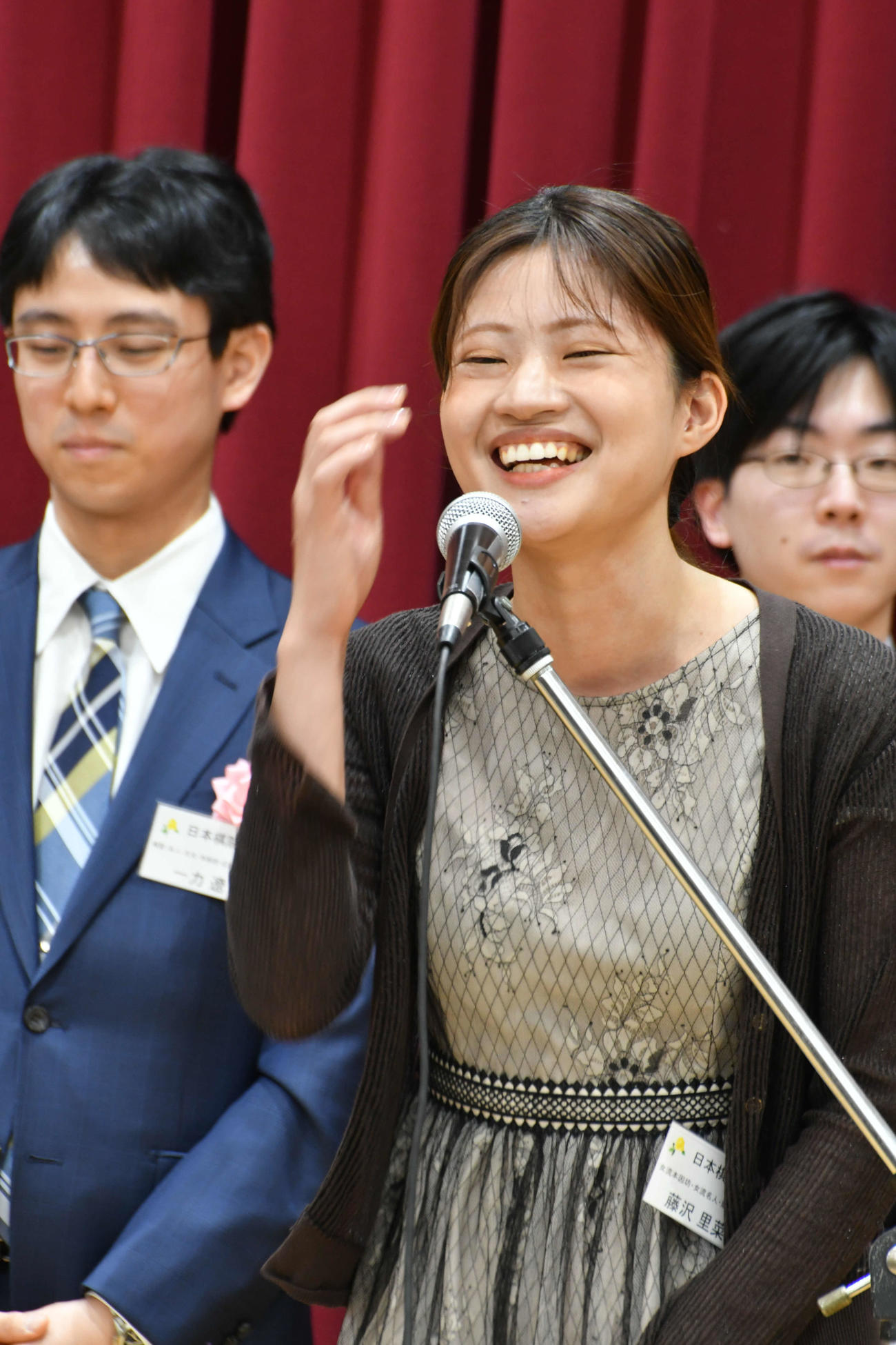 昨年11月に横塚力若鯉と結婚して今年は囲碁と家庭の両立を目指す藤沢里菜女流本因坊（女流名人・扇興杯）