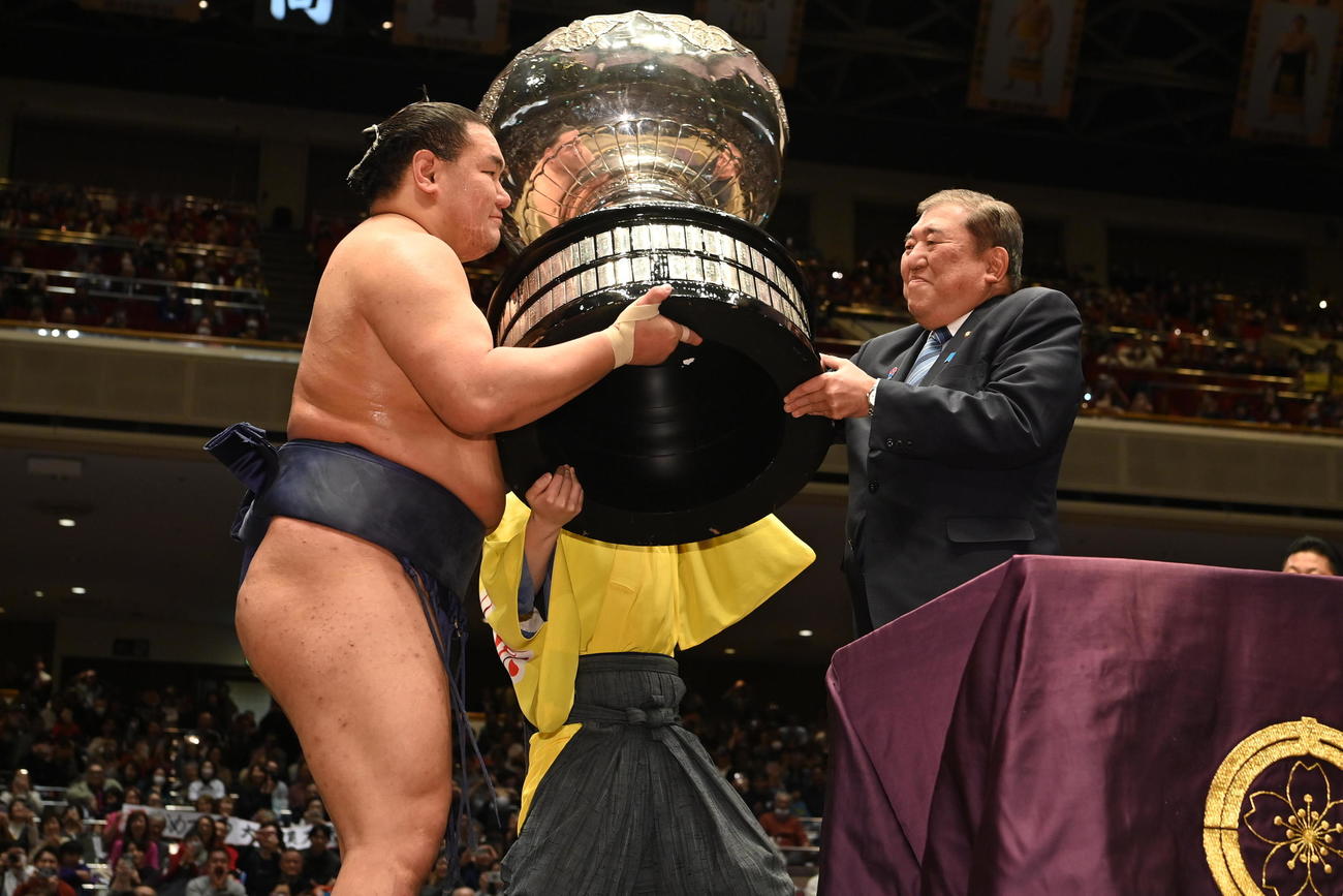 （代表撮影）